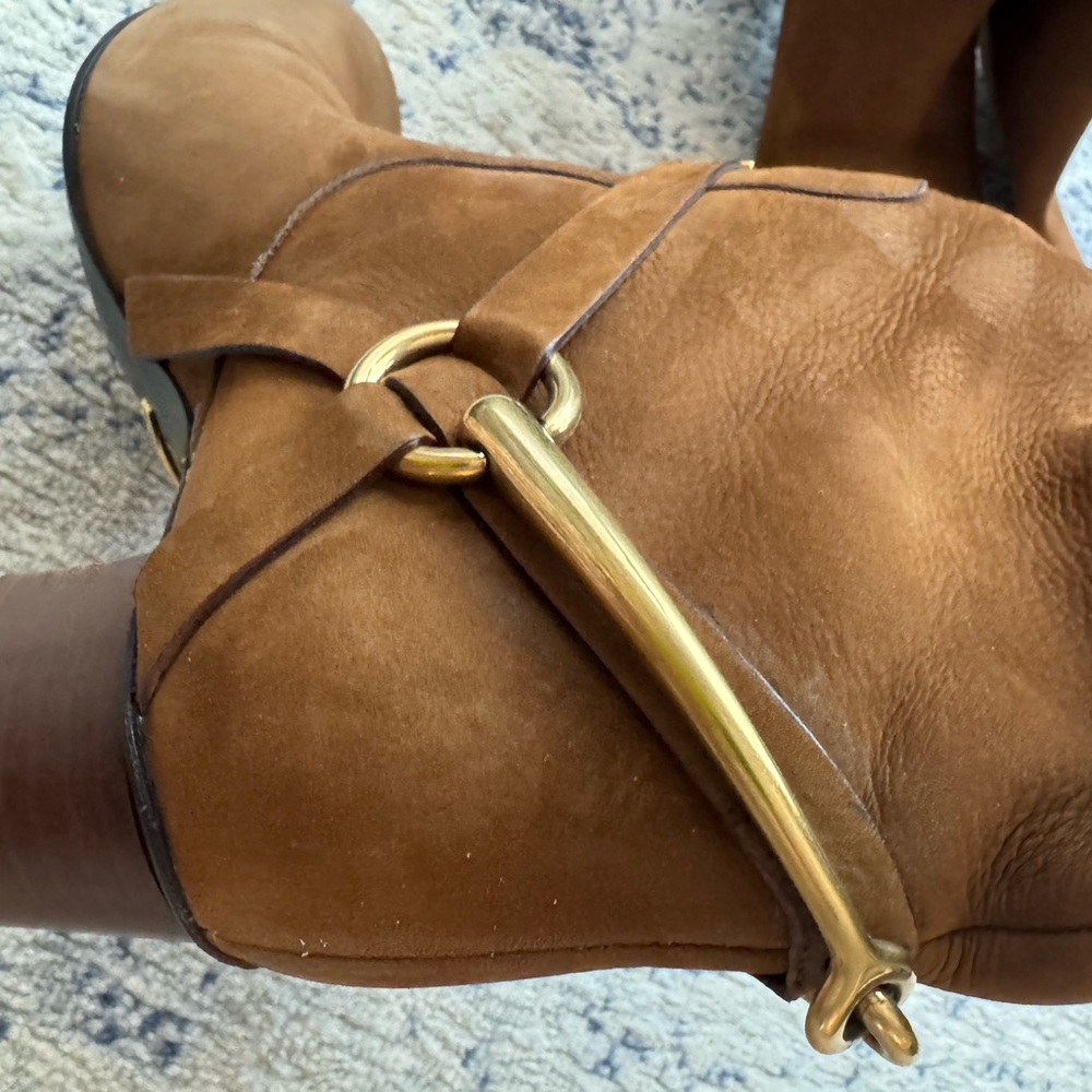 Gucci Brown Heeled Boots with Gold Accents - Picture 3 of 6